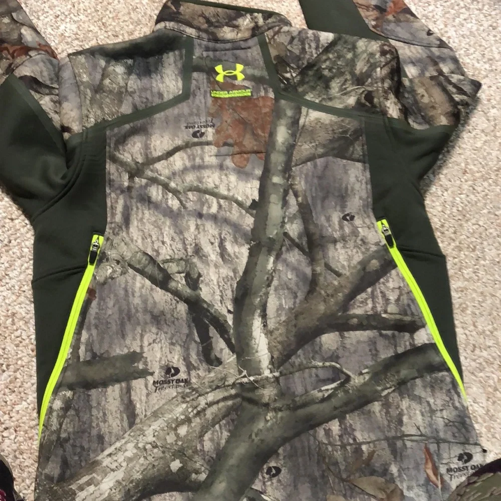 Under Armour Jacket - Picture 6 of 12